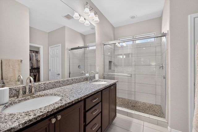 5218 S LINDENWOOD Circle, Mesa, AZ 85212