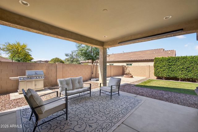 5218 S LINDENWOOD Circle, Mesa, AZ 85212