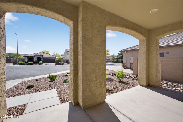 5218 S LINDENWOOD Circle, Mesa, AZ 85212