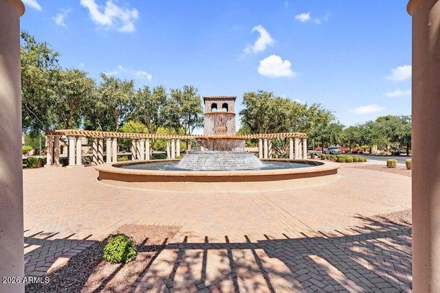 5218 S LINDENWOOD Circle, Mesa, AZ 85212