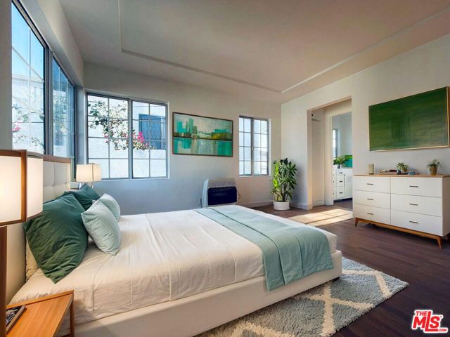 2016 20th Street B, Santa Monica, CA 90404