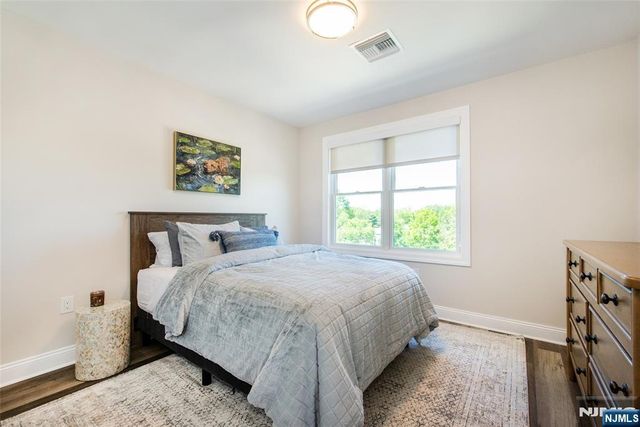 246 Main Street 303, Chatham Borough, NJ 07928