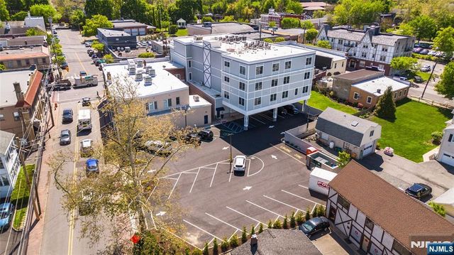 246 Main Street 303, Chatham Borough, NJ 07928