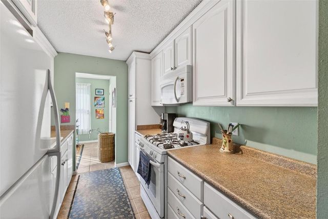 2850 59TH STREET S 311, Gulfport, FL 33707