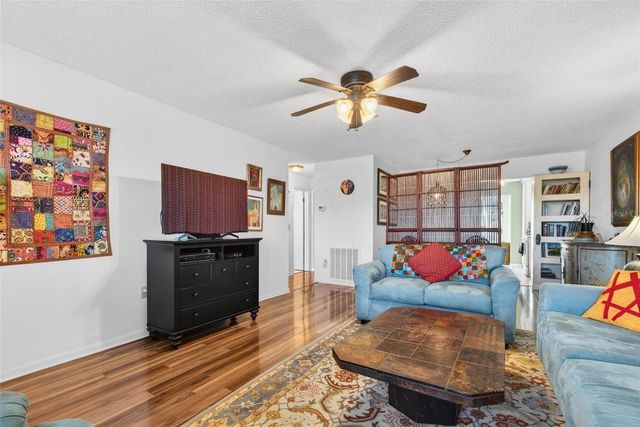 2850 59TH STREET S 311, Gulfport, FL 33707