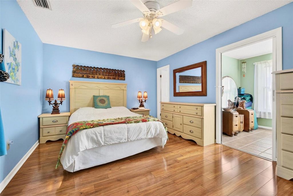 Image 17 of property listing at 2850 59TH STREET S 311, Gulfport, FL 33707