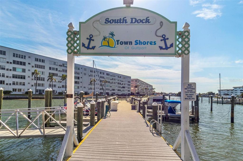 Image 25 of property listing at 2850 59TH STREET S 311, Gulfport, FL 33707