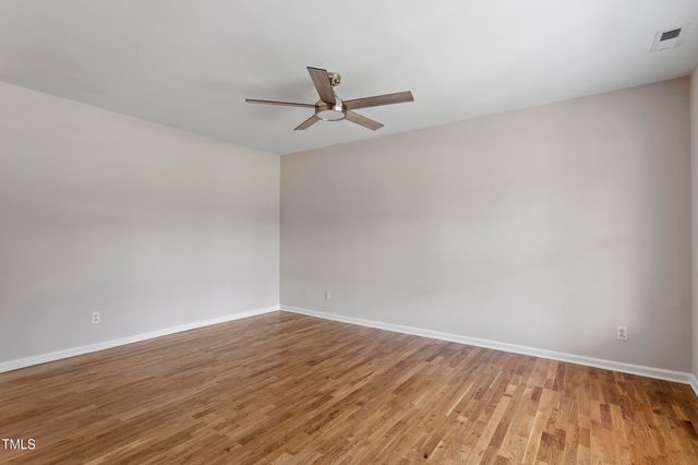 4332 Falls Drive, Hope Mills, NC 28348