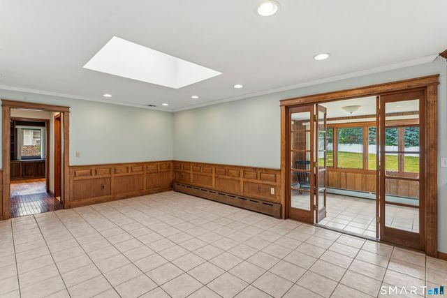 883 Sawmill Road, West Haven, CT 06516