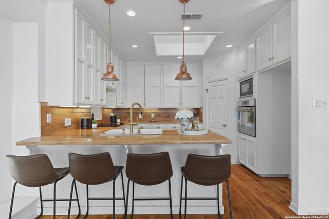 2 REMINGTON RUN, San Antonio, TX 78258