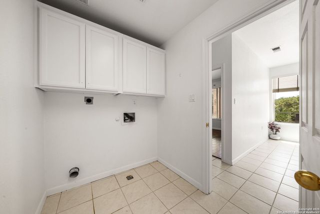 2 REMINGTON RUN, San Antonio, TX 78258