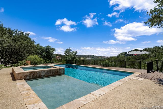 2 REMINGTON RUN, San Antonio, TX 78258