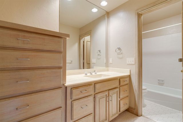 4512 Tamarisk Drive, Oklahoma City, OK 73142