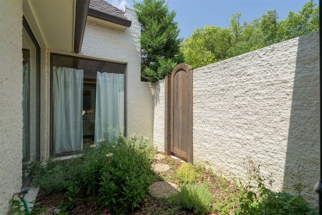 4512 Tamarisk Drive, Oklahoma City, OK 73142