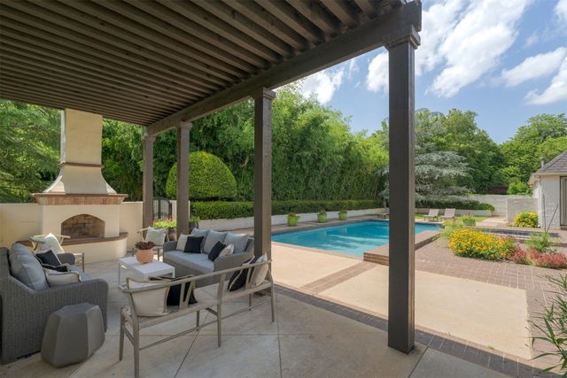 4512 Tamarisk Drive, Oklahoma City, OK 73142