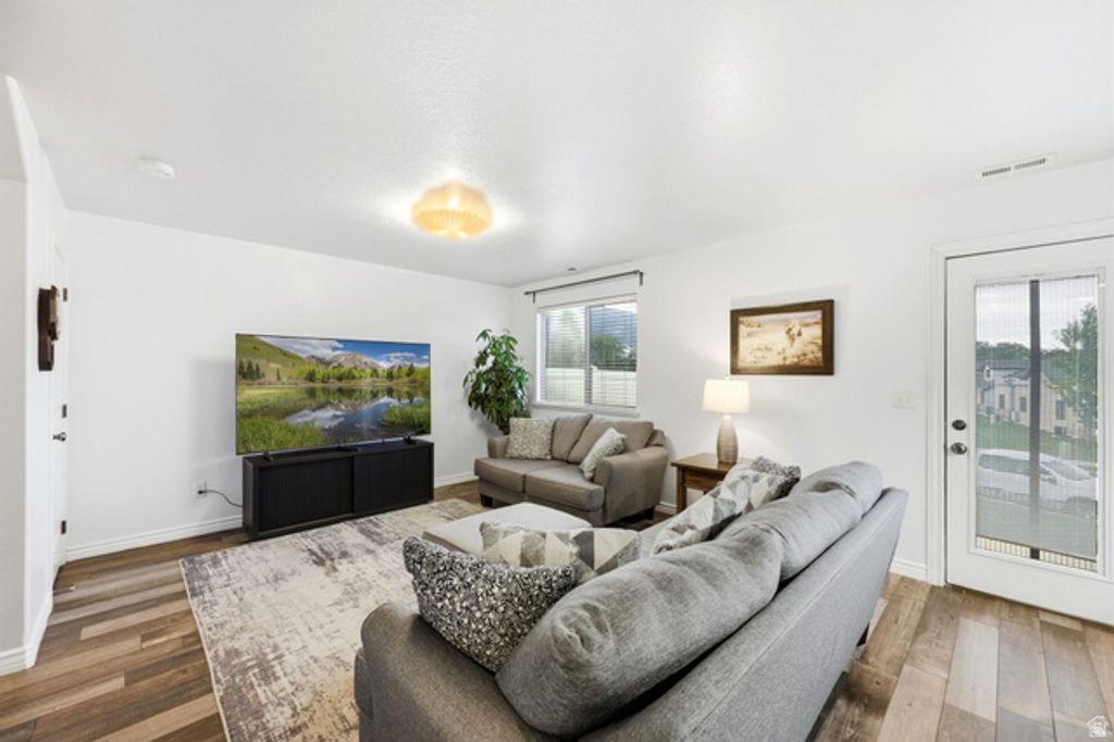 1862 E WHITETAIL WAY, Layton, UT 84040 — photo 3