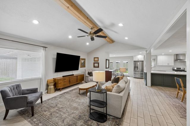 1919 Ashford Hollow Lane, Houston, TX 77077