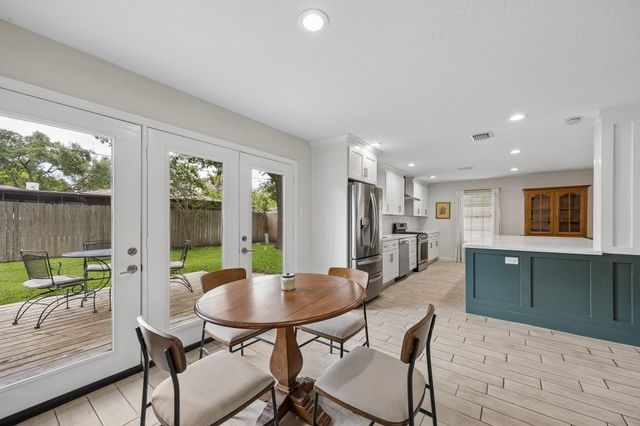 1919 Ashford Hollow Lane, Houston, TX 77077