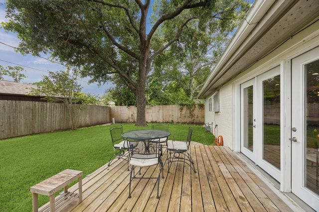 1919 Ashford Hollow Lane, Houston, TX 77077