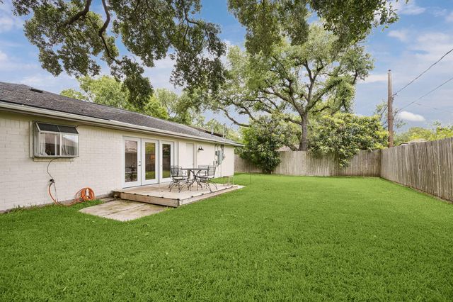 1919 Ashford Hollow Lane, Houston, TX 77077