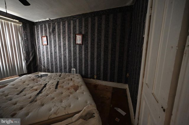 2509 HOLLINS ST, Baltimore, MD 21223