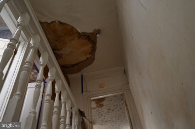 2509 HOLLINS ST, Baltimore, MD 21223