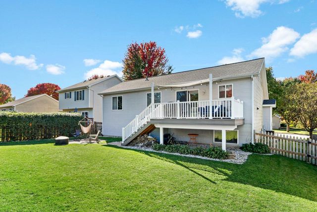 535 Goldenrod Circle, Verona, WI 53593