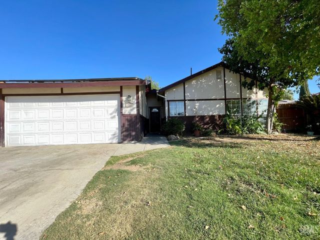 3913 Foxwood Street, Bakersfield, CA 93306