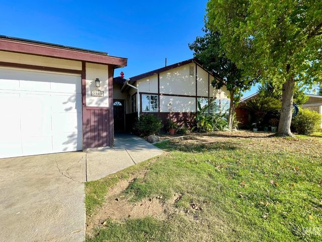 3913 Foxwood Street, Bakersfield, CA 93306