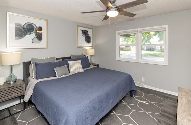 814 SE Oak Drive, Ankeny, IA 50021