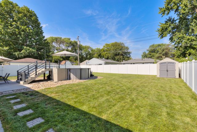 814 SE Oak Drive, Ankeny, IA 50021