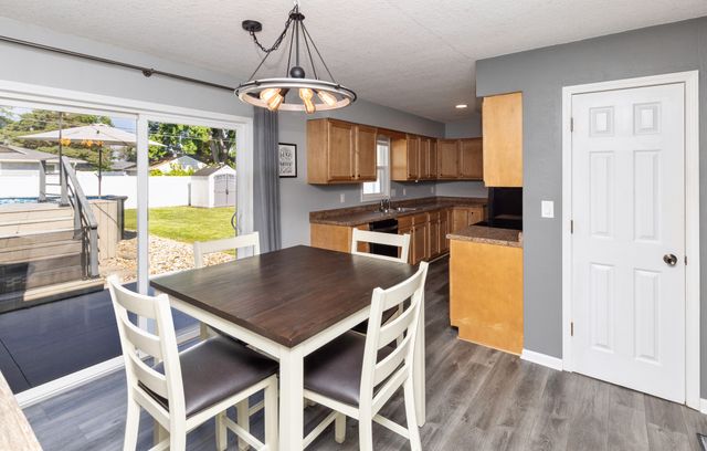 814 SE Oak Drive, Ankeny, IA 50021