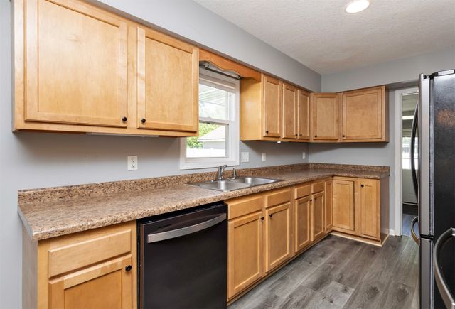 814 SE Oak Drive, Ankeny, IA 50021