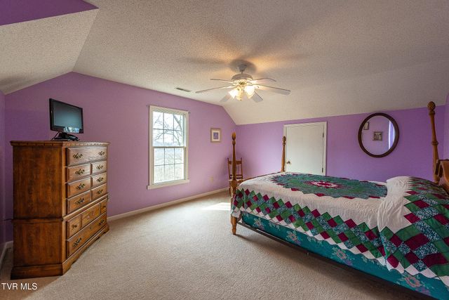 512 Wood View Court, Kingsport, TN 37664