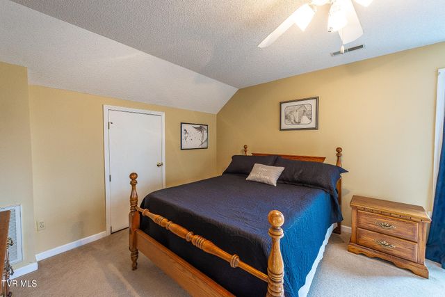 512 Wood View Court, Kingsport, TN 37664