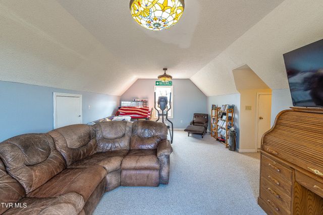 512 Wood View Court, Kingsport, TN 37664