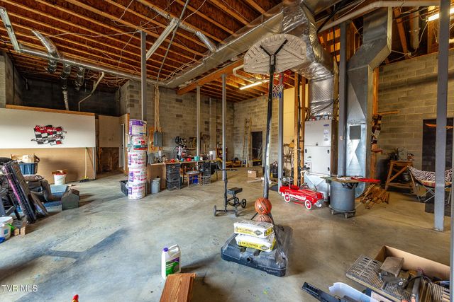 512 Wood View Court, Kingsport, TN 37664