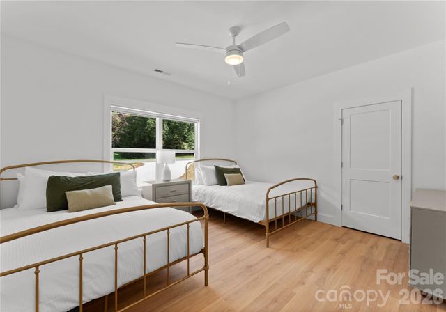 143 Hideaway Lane, Mooresville, NC 28117
