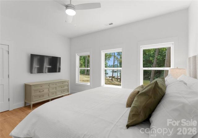 143 Hideaway Lane, Mooresville, NC 28117
