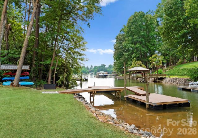 143 Hideaway Lane, Mooresville, NC 28117