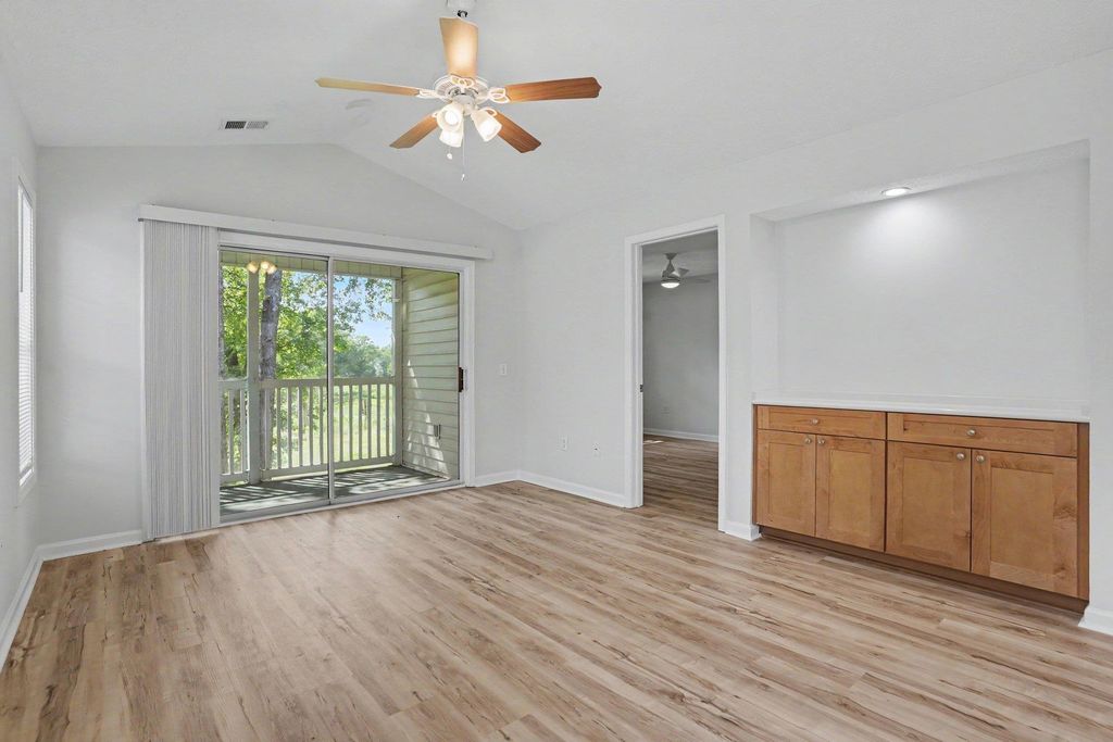 529 White River Dr. # 19-G, Myrtle Beach, SC 29577 — photo 3
