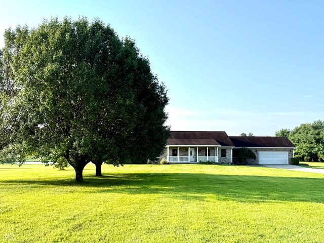 6063 W State Road 135, Trafalgar, IN 46181