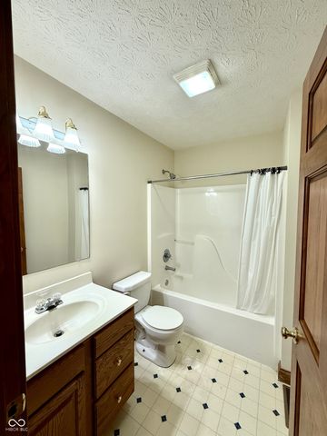 6063 W State Road 135, Trafalgar, IN 46181