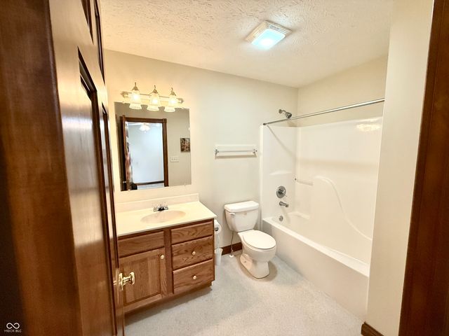 6063 W State Road 135, Trafalgar, IN 46181