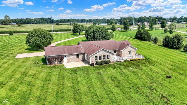 6063 W State Road 135, Trafalgar, IN 46181