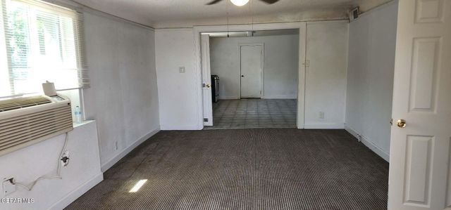 151 N Pendell Road D, El Paso, TX 79905