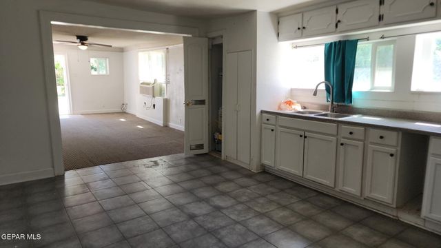151 N Pendell Road D, El Paso, TX 79905