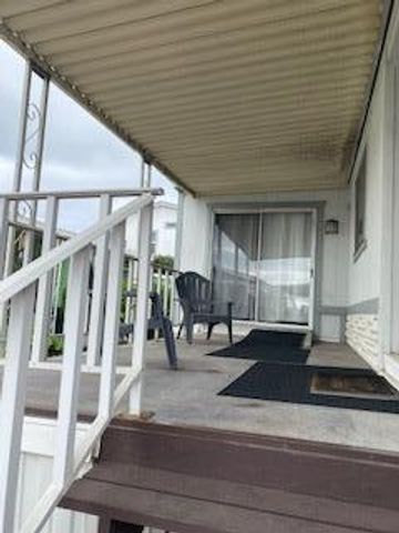 144 Holm Road 119, Watsonville, CA 95076