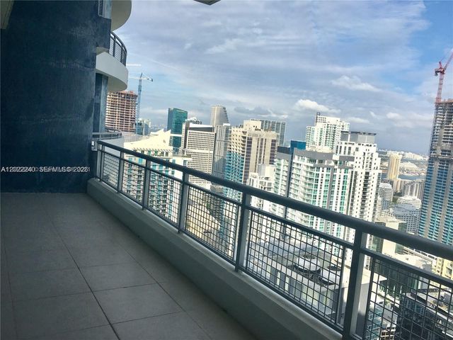 60 SW 13th St 4612, Miami, FL 33130