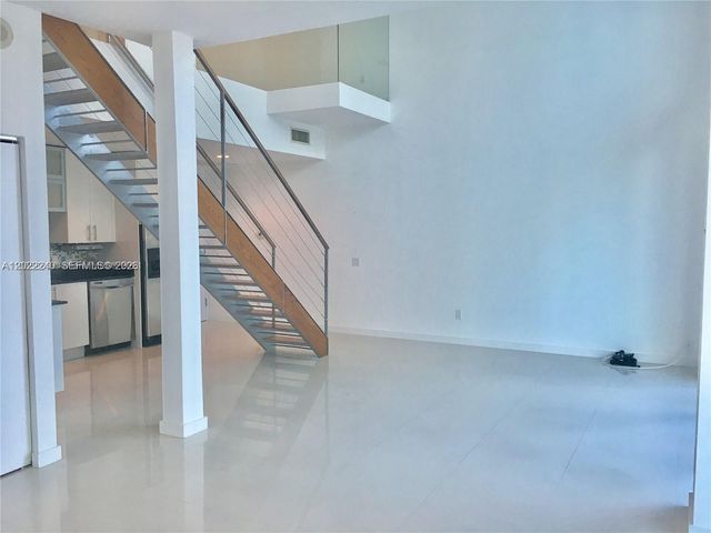 60 SW 13th St 4612, Miami, FL 33130